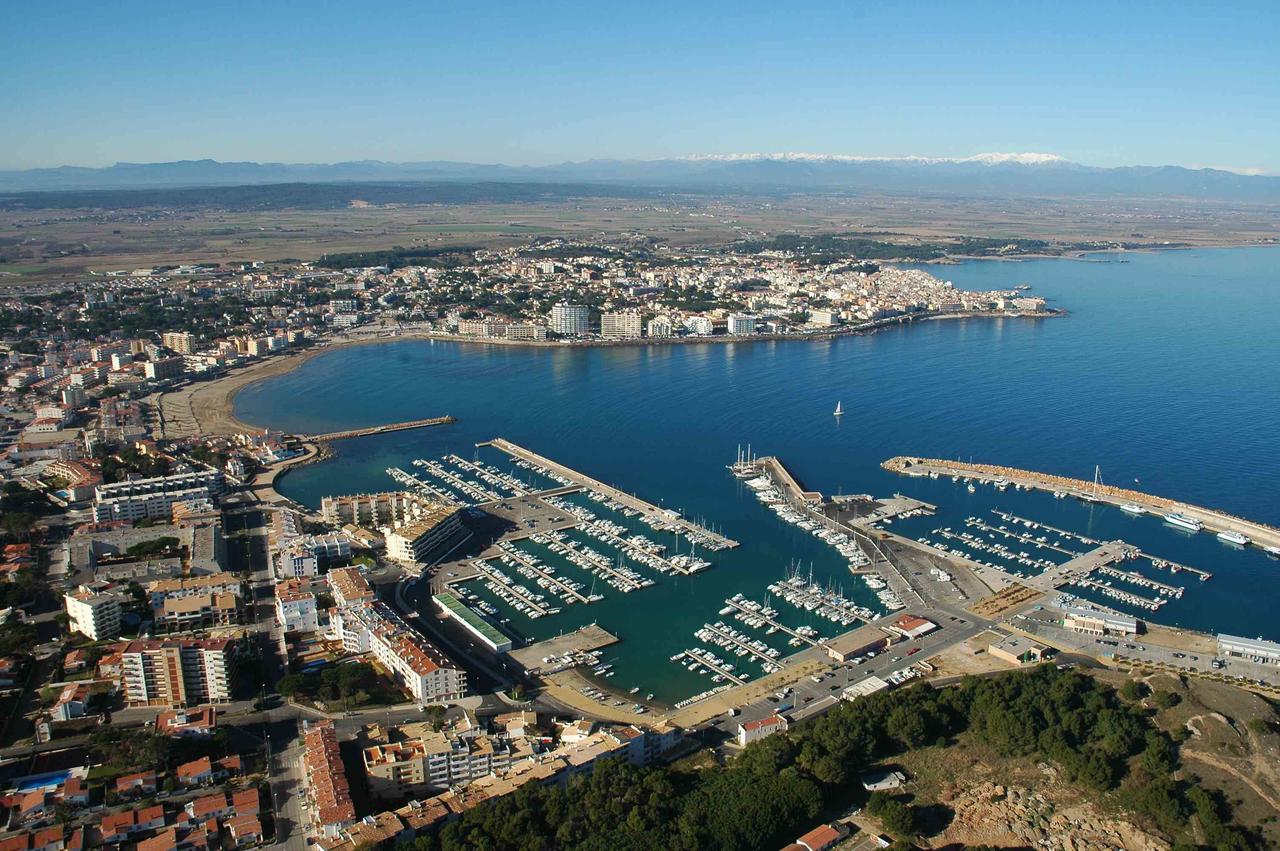 Jamaica Apartment L' Escala Екстериор снимка