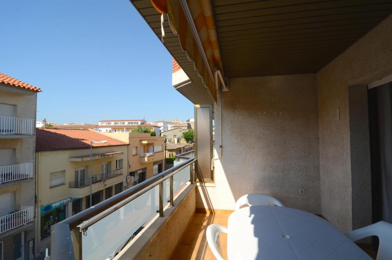 Jamaica Apartment L' Escala Екстериор снимка